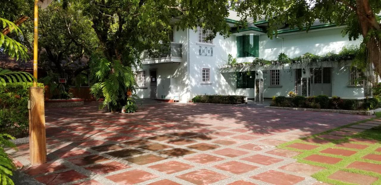 Buenavista Family Inn Tagudin Екстер'єр фото