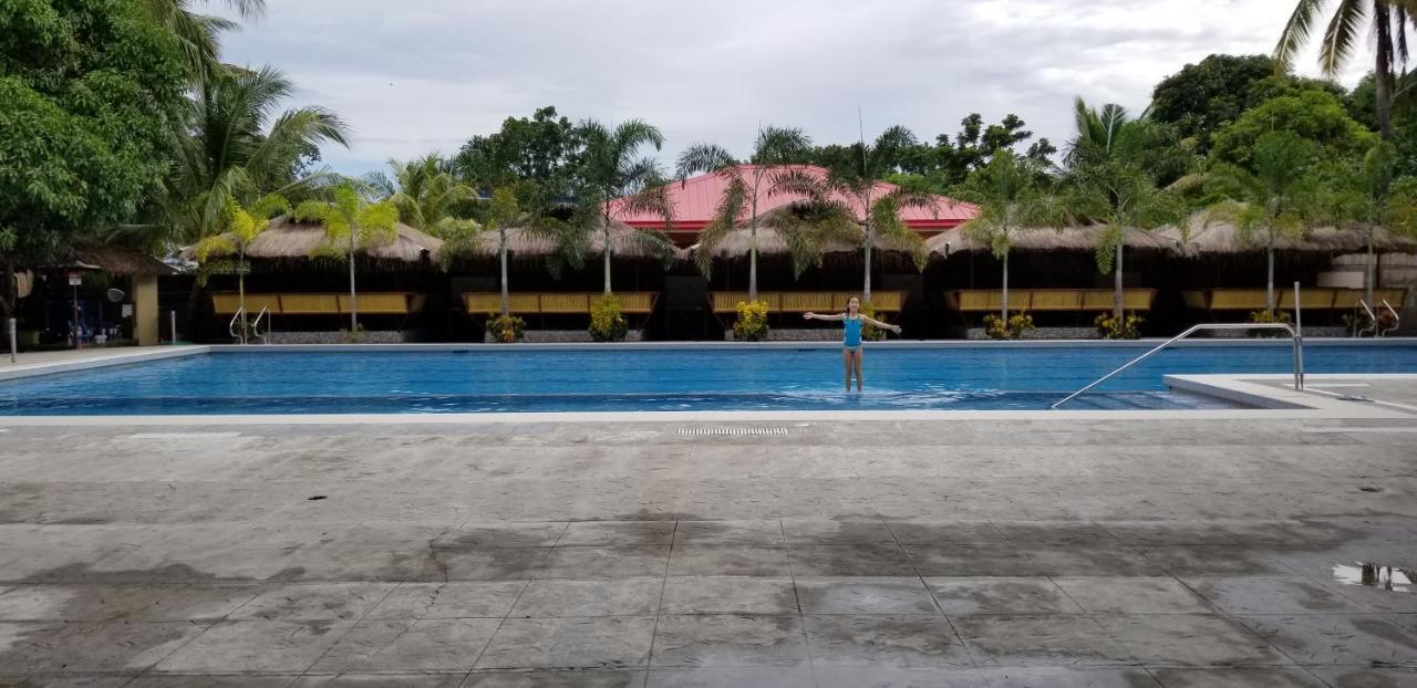 Buenavista Family Inn Tagudin Екстер'єр фото