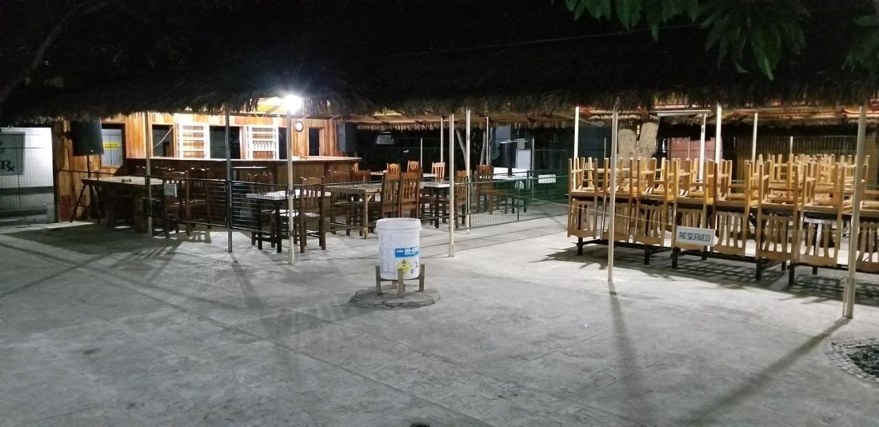Buenavista Family Inn Tagudin Екстер'єр фото