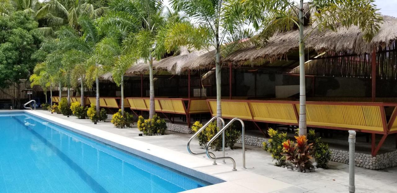 Buenavista Family Inn Tagudin Екстер'єр фото