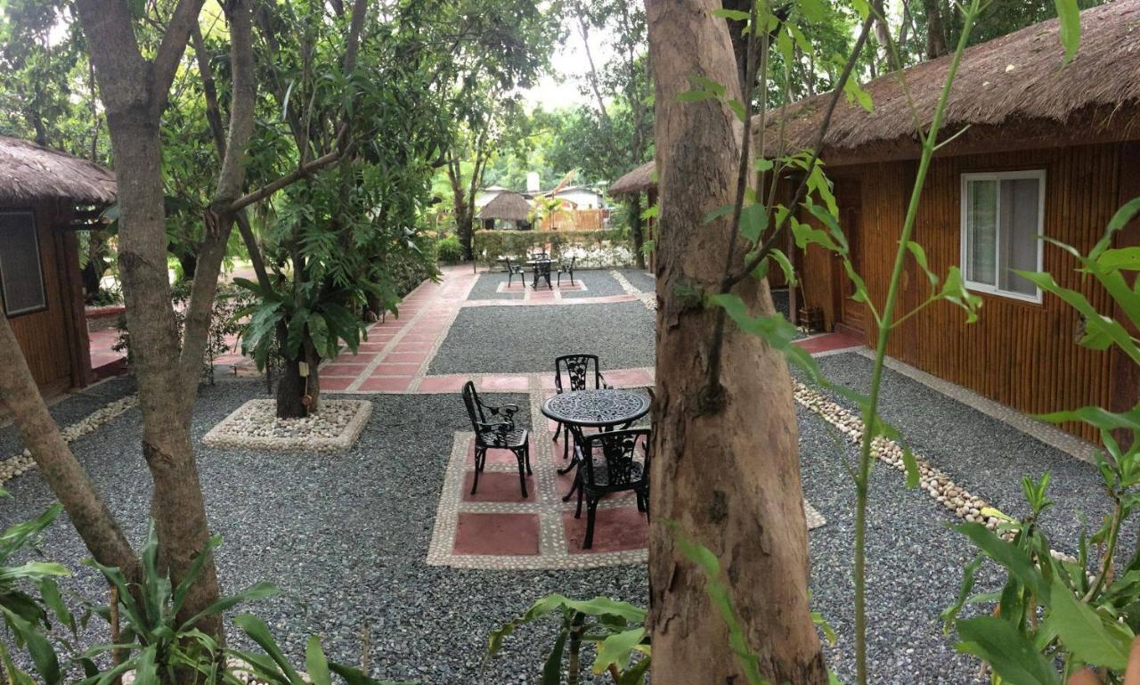 Buenavista Family Inn Tagudin Екстер'єр фото